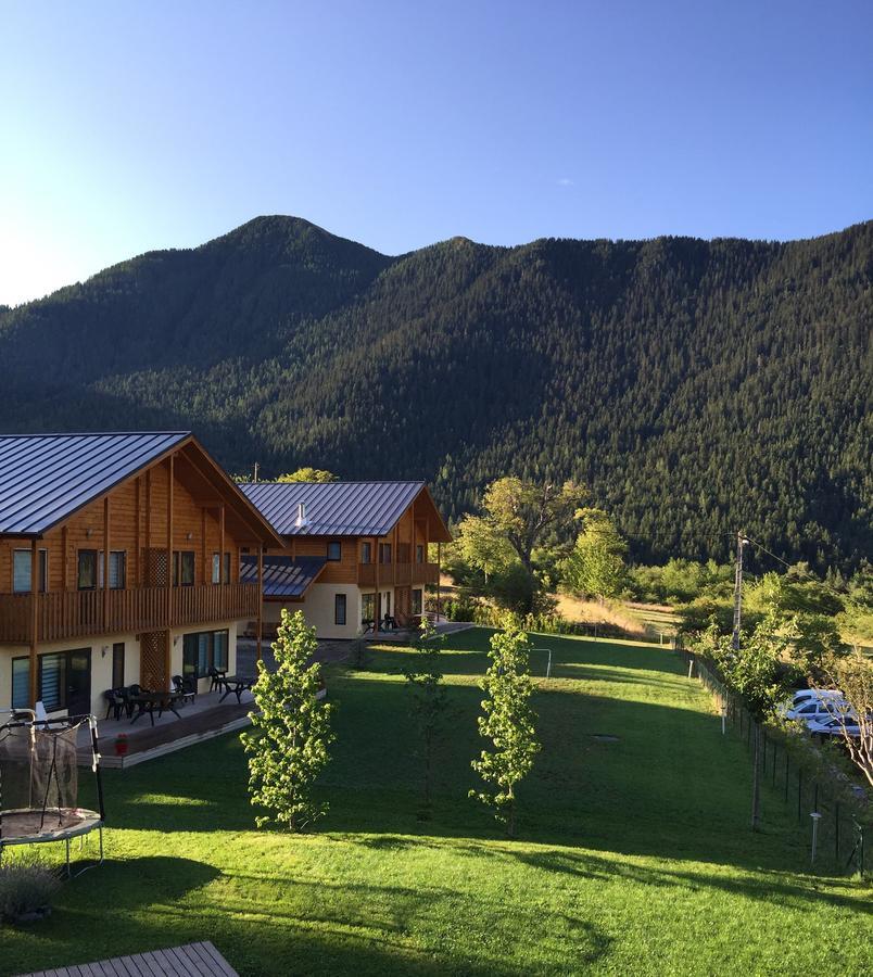 Les Chalets Fleurs De France - Kota Saint-Dalmas Exterior foto